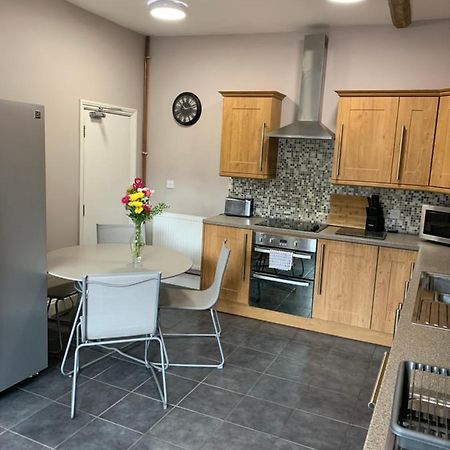 Studio Double. Own Bathroom, Shared Kitchen Bewdley Eksteriør bilde
