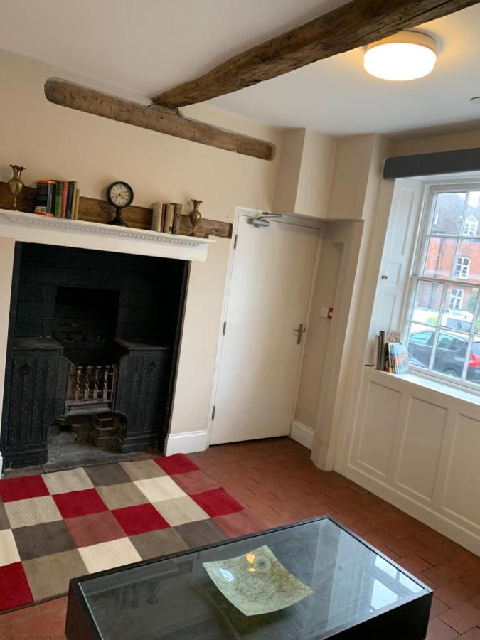 Studio Double. Own Bathroom, Shared Kitchen Bewdley Eksteriør bilde